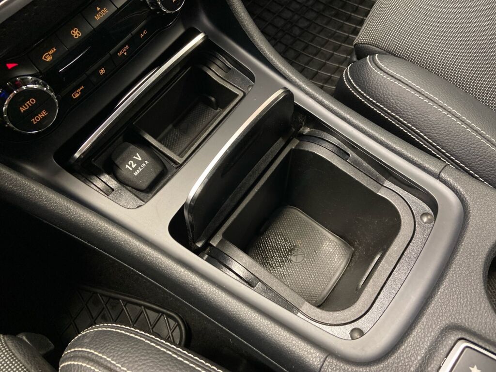 Mercedes-Benz A 2018 Valkoinen