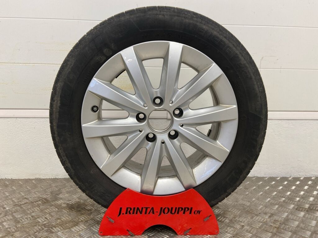 Mercedes-Benz A 2018 Valkoinen