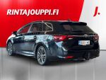 Toyota Avensis 2018 Musta