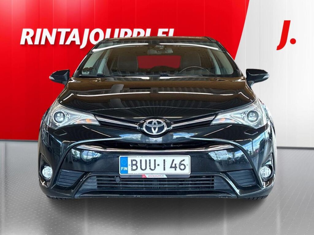 Toyota Avensis 2018 Musta