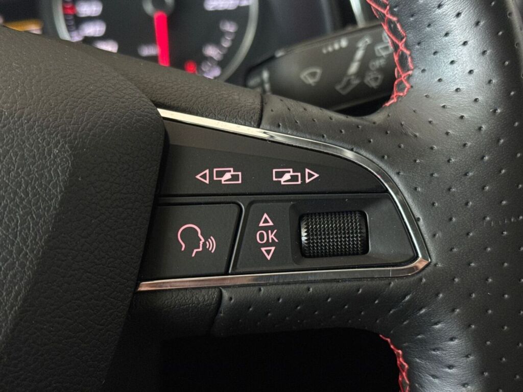 Seat Leon ST 2018 Musta
