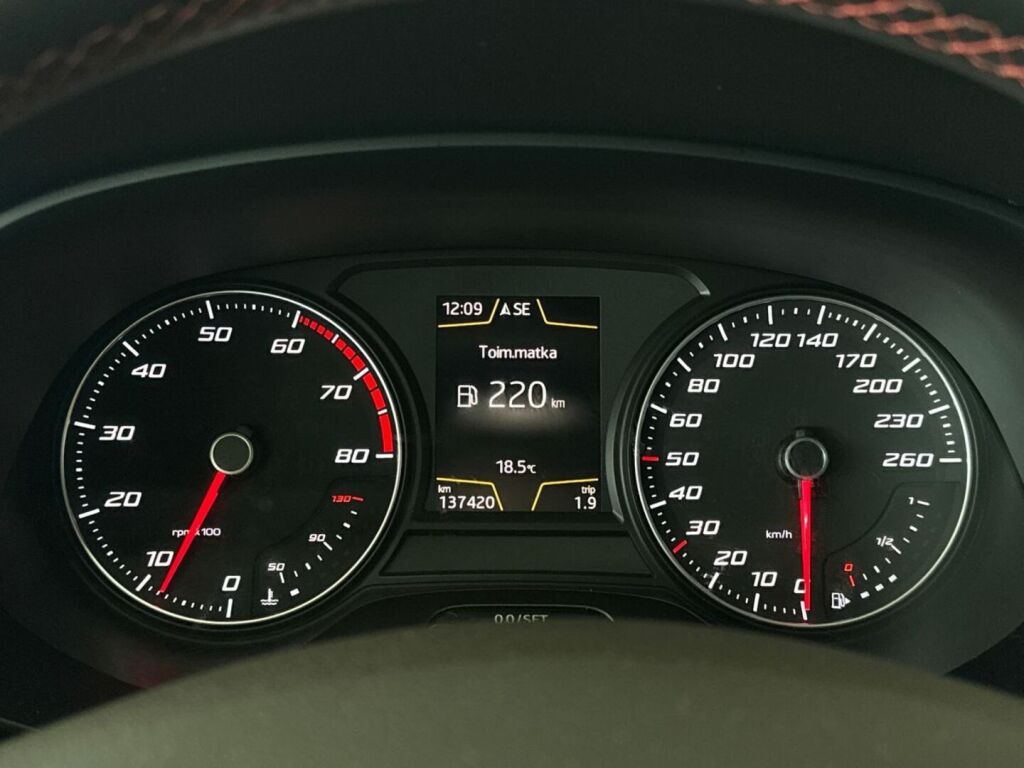 Seat Leon ST 2018 Musta