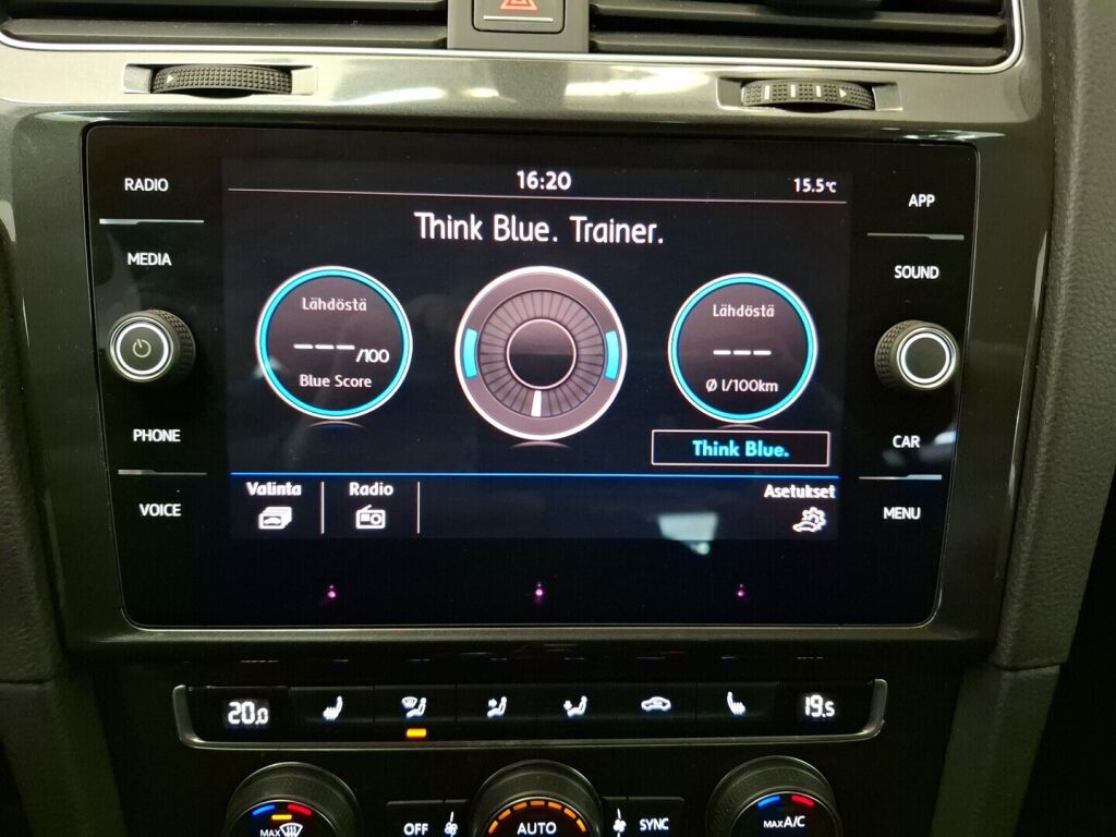 Volkswagen Golf 2017 Valkoinen