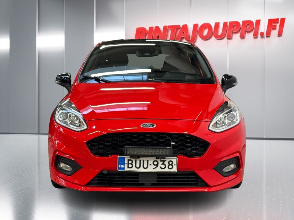 Ford Fiesta 2018 Punainen