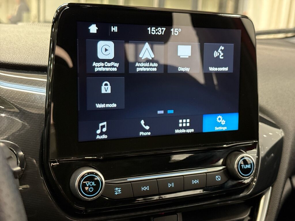 Ford Fiesta 2018 Punainen