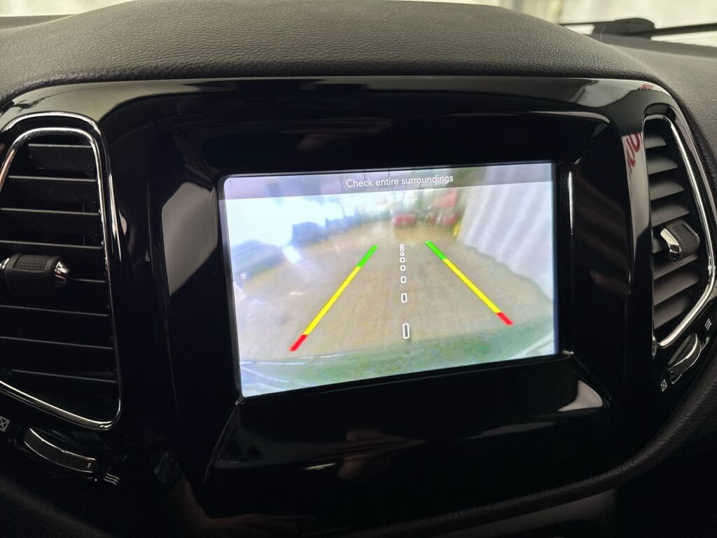 Jeep Compass 2018 Musta