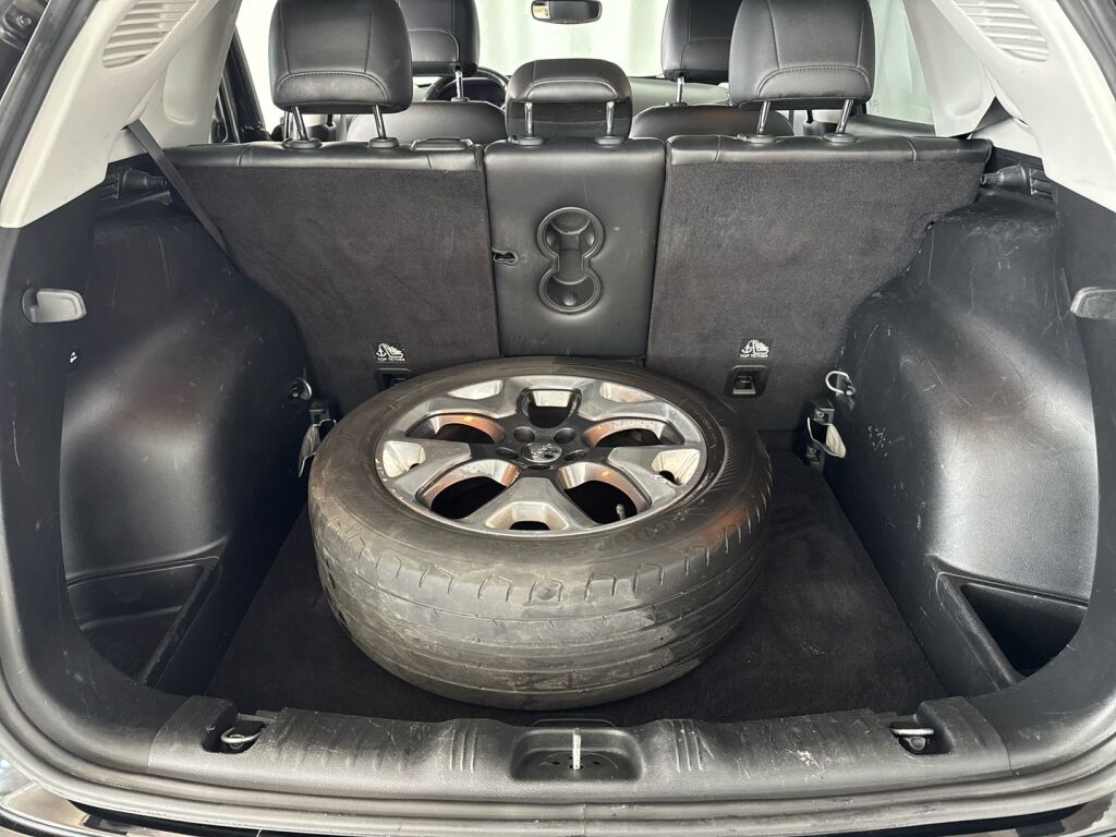 Jeep Compass 2018 Musta