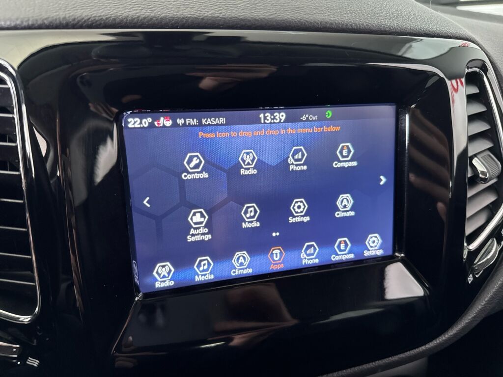 Jeep Compass 2018 Musta