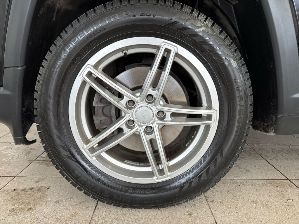 Jeep Compass 2018 Musta