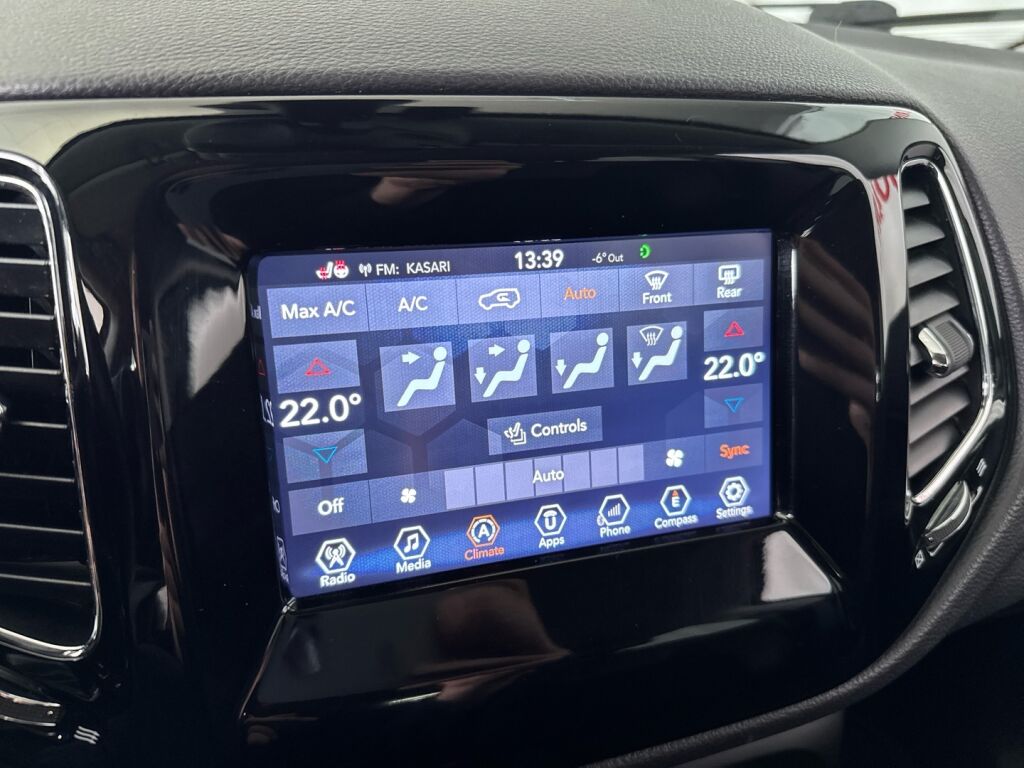 Jeep Compass 2018 Musta