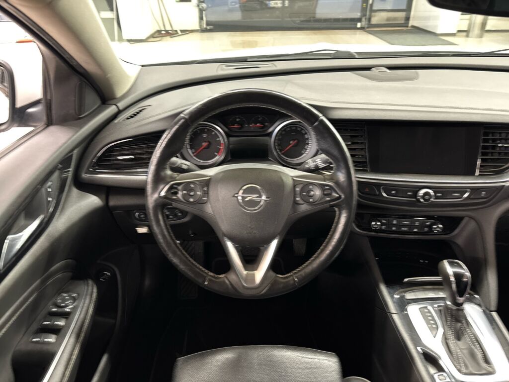 Opel Insignia 2018 Valkoinen