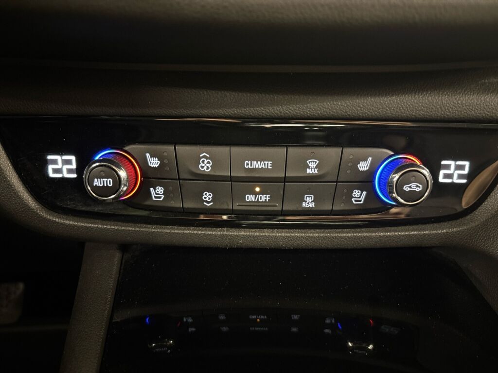 Opel Insignia 2018 Valkoinen
