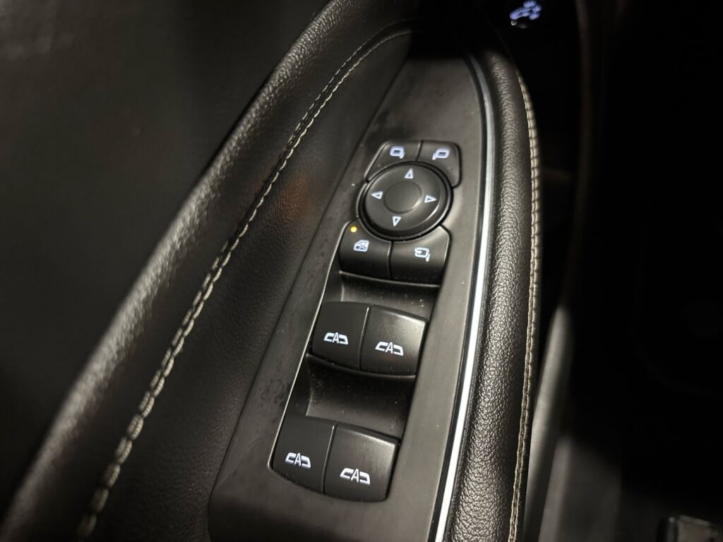 Opel Insignia 2018 Valkoinen