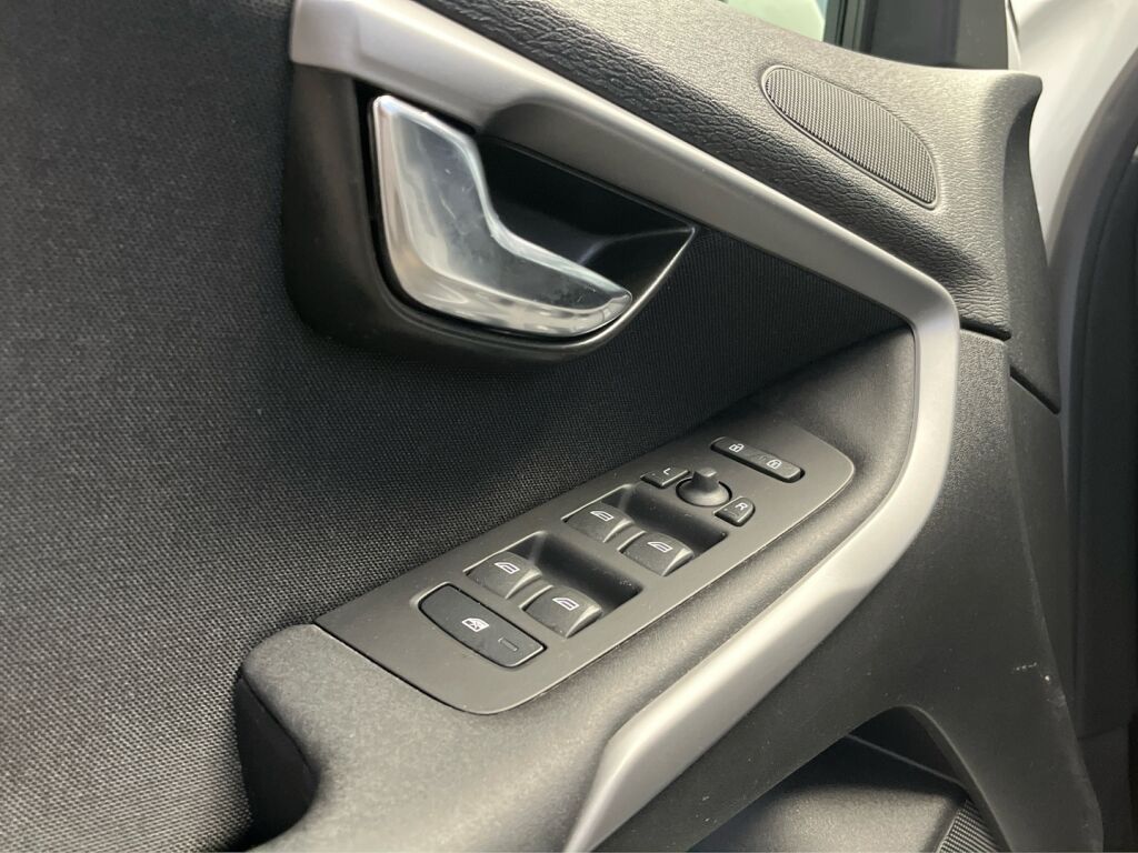 Volvo V40 2013 Valkoinen