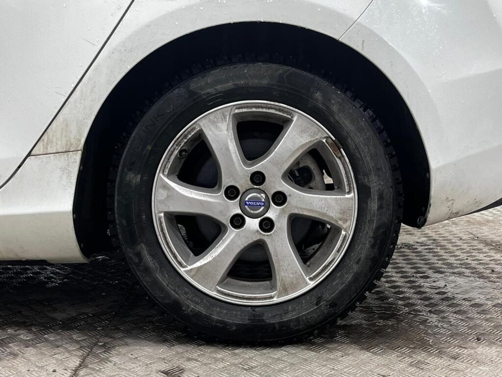 Volvo V40 2013 Valkoinen