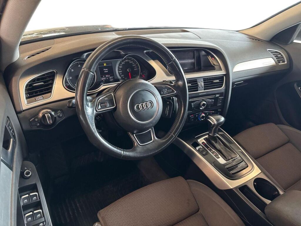 Audi A4 allroad quattro 2013 Musta