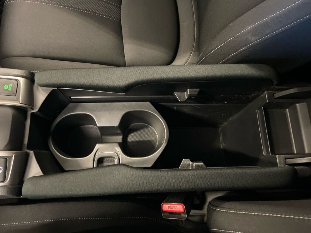 Honda Civic 2020 Valkoinen