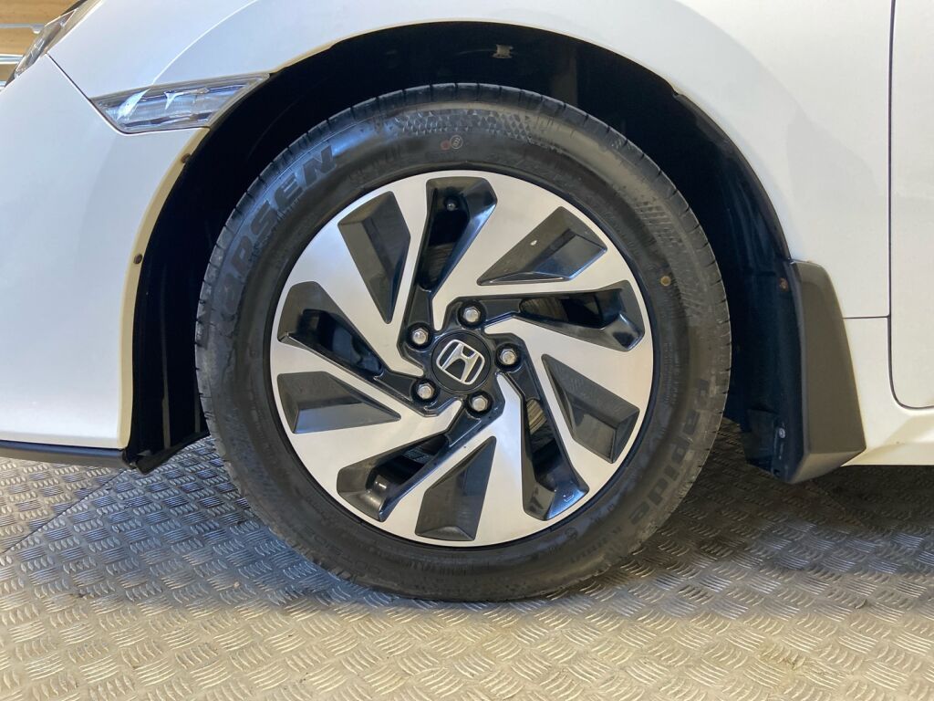 Honda Civic 2020 Valkoinen