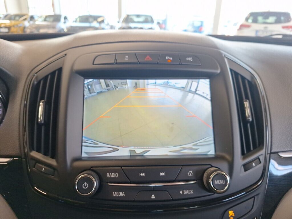 Opel Insignia 2015 Musta