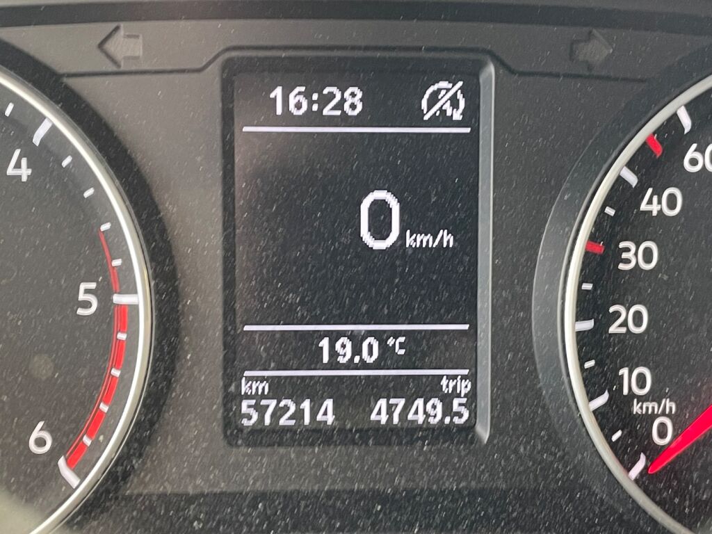 Volkswagen Amarok 2018 Musta