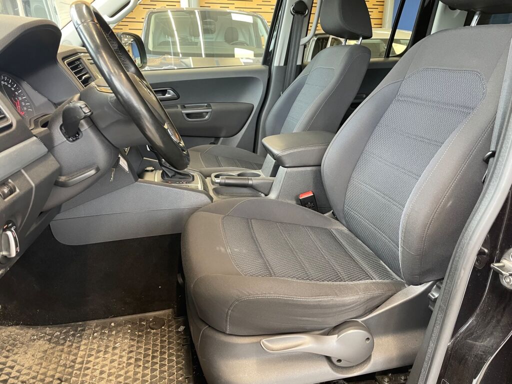 Volkswagen Amarok 2018 Musta
