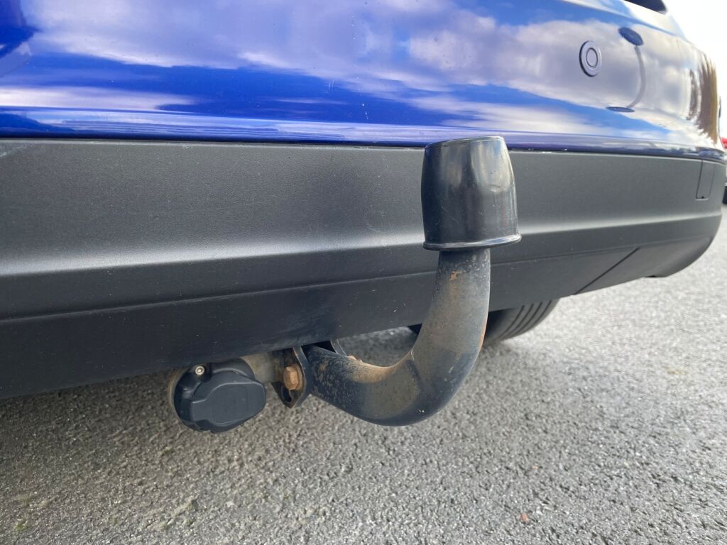 Ford Focus 2018 Sininen