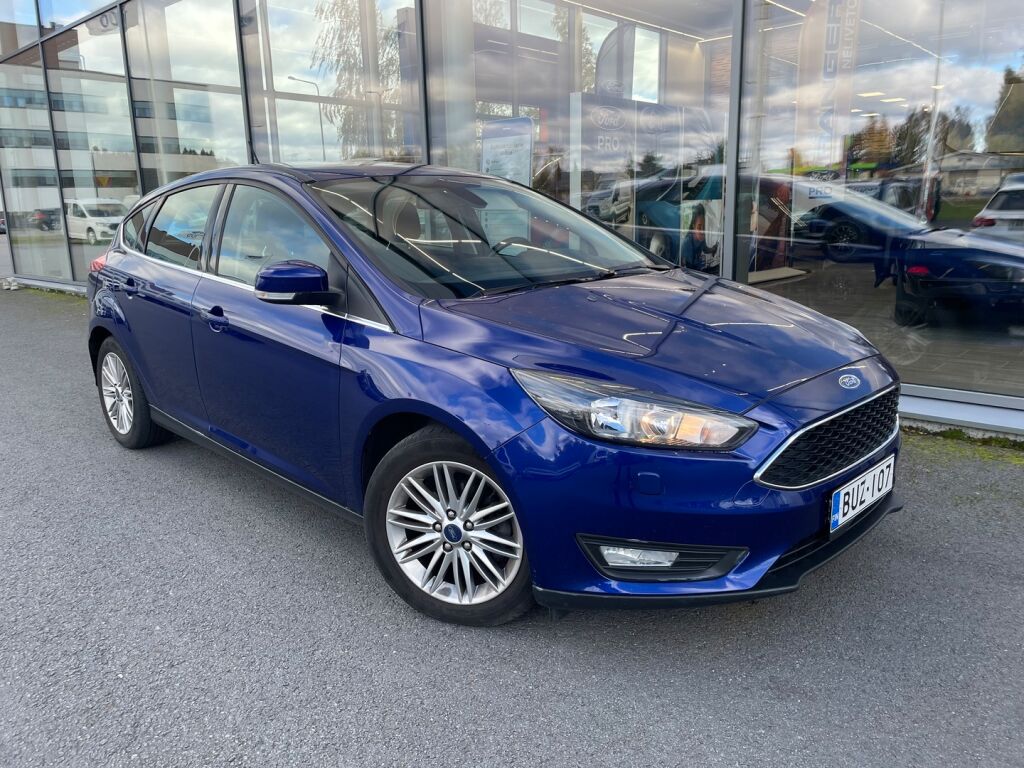 Ford Focus 2018 Sininen
