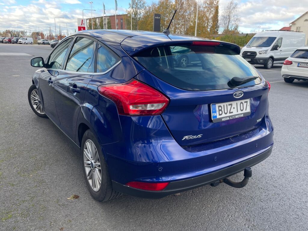 Ford Focus 2018 Sininen