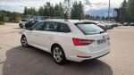 Skoda Superb 2018 Valkoinen