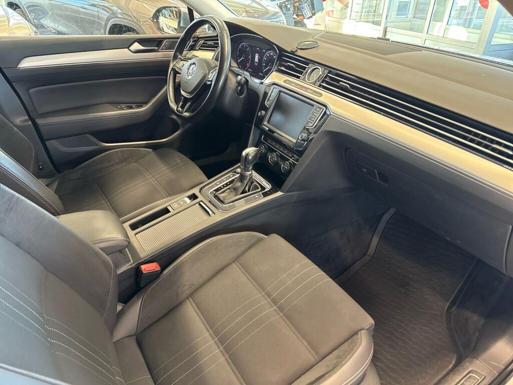 Volkswagen Passat 2016 Hopea