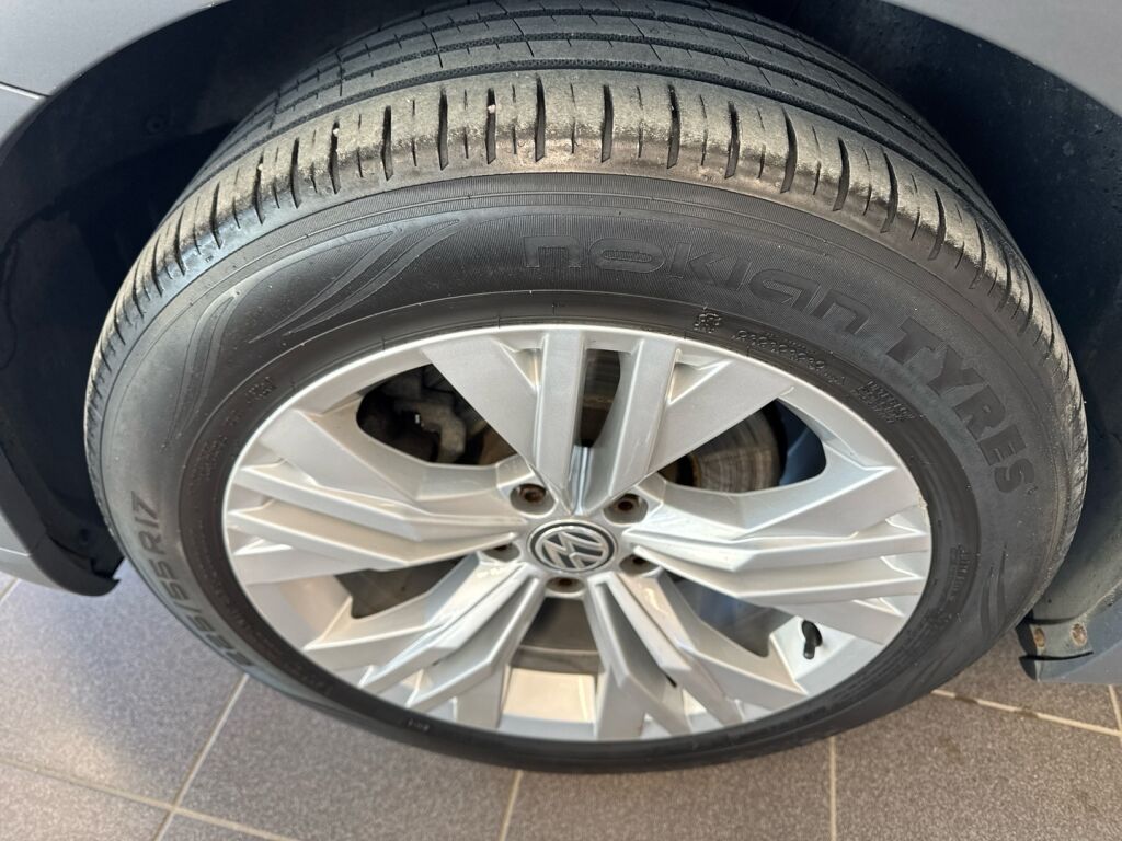 Volkswagen Passat 2016 Hopea