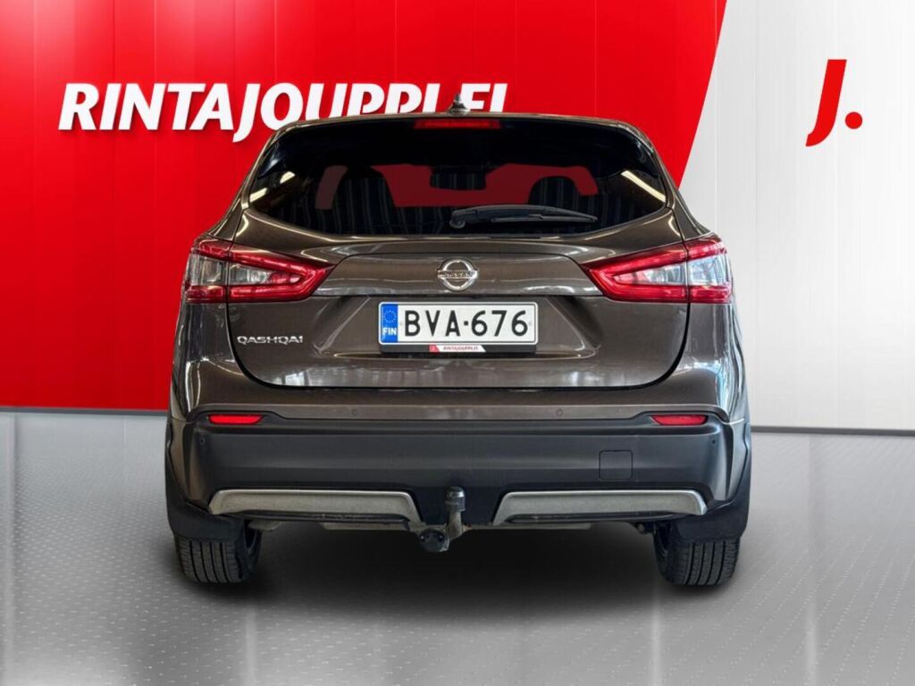 Nissan Qashqai 2018 Ruskea (beige)