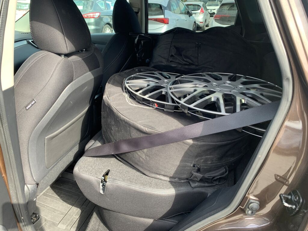 Nissan Qashqai 2018 Ruskea (beige)
