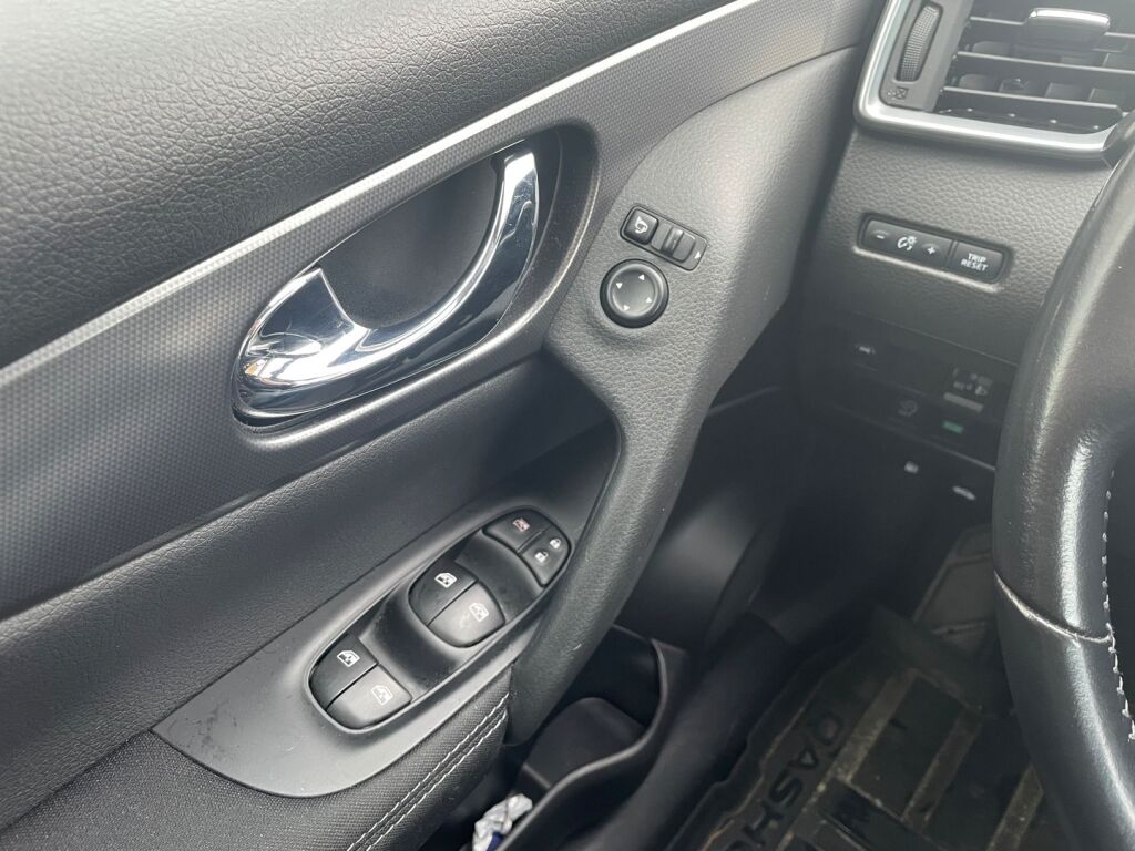 Nissan Qashqai 2019 Violetti