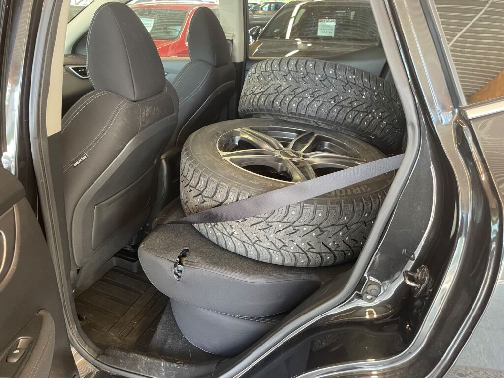 Nissan Qashqai 2018 Musta