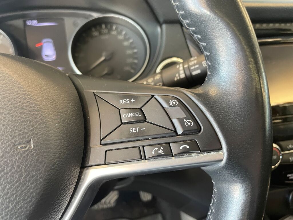 Nissan Qashqai 2018 Musta