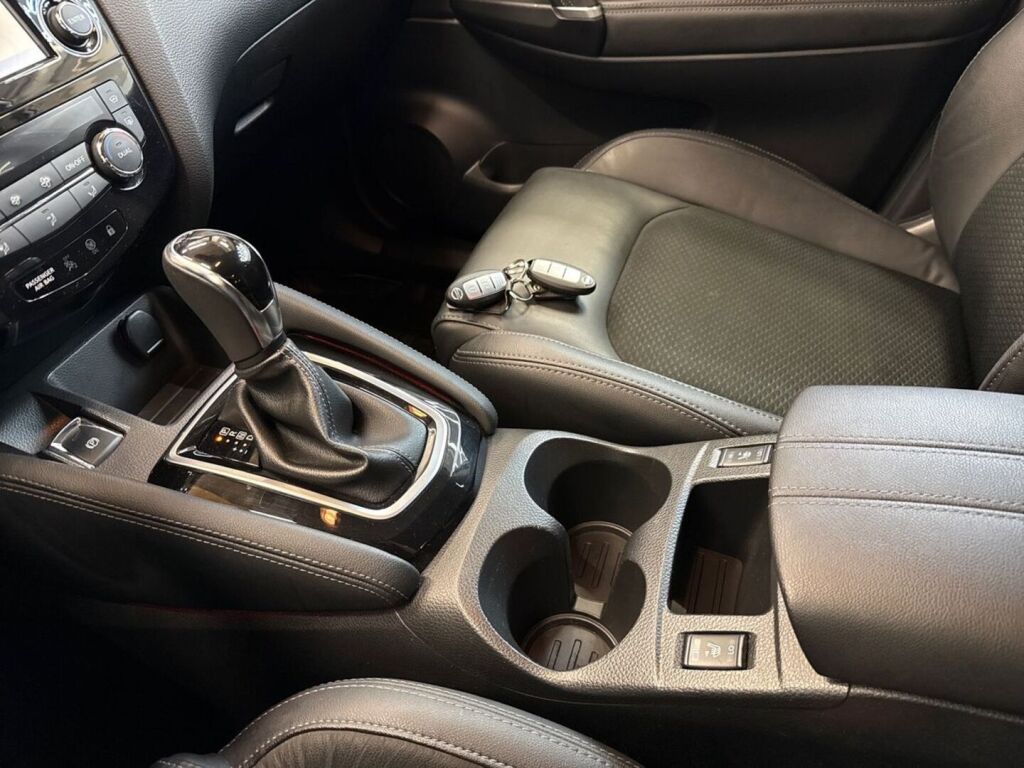 Nissan Qashqai 2018 Hopea