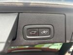 Volvo XC60 2018 Punainen