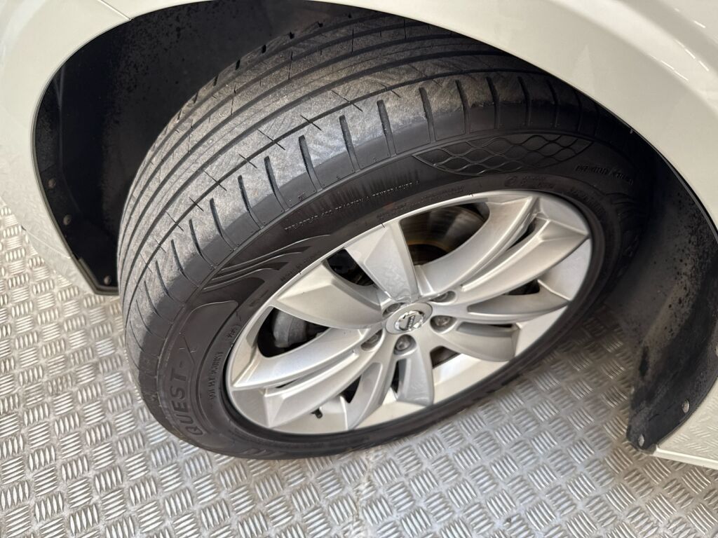 Volvo V60 2019 Harmaa