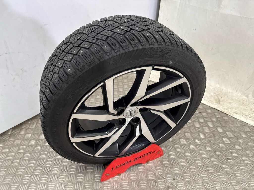 Volvo V60 2019 Harmaa