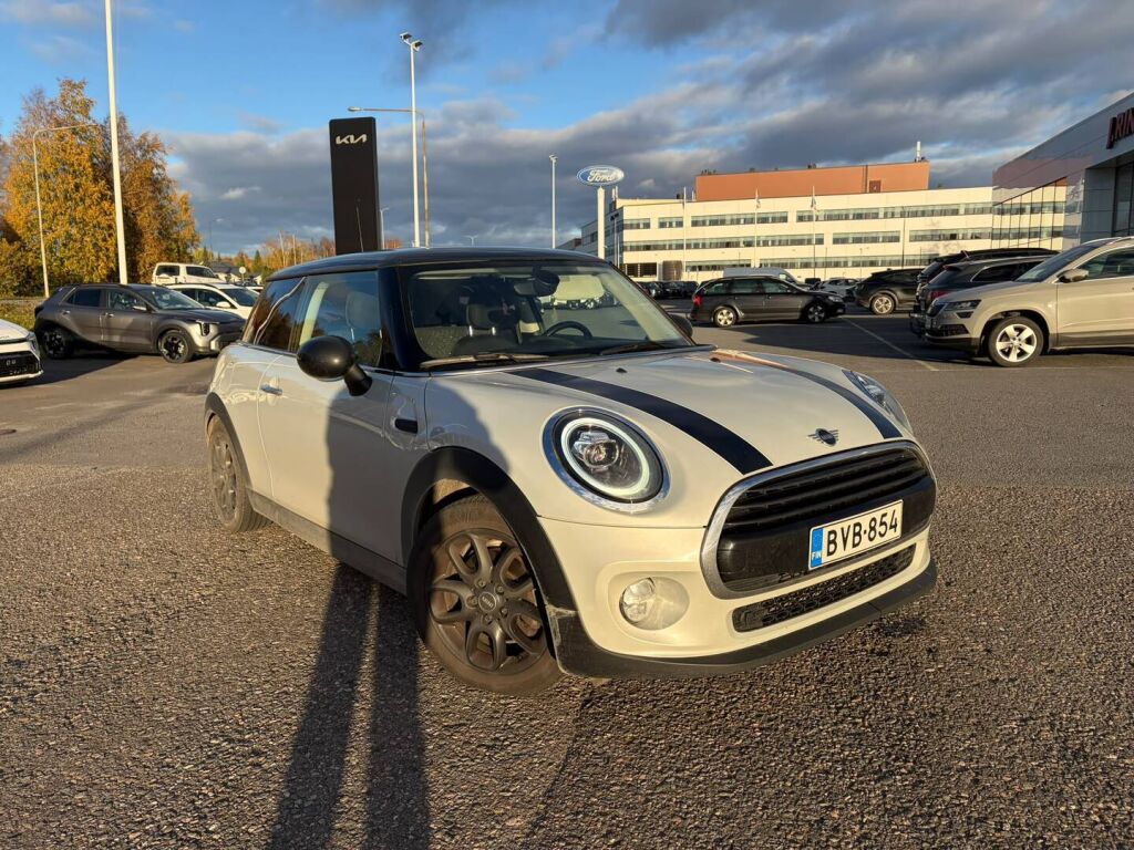 Mini Hatchback 2019 Harmaa
