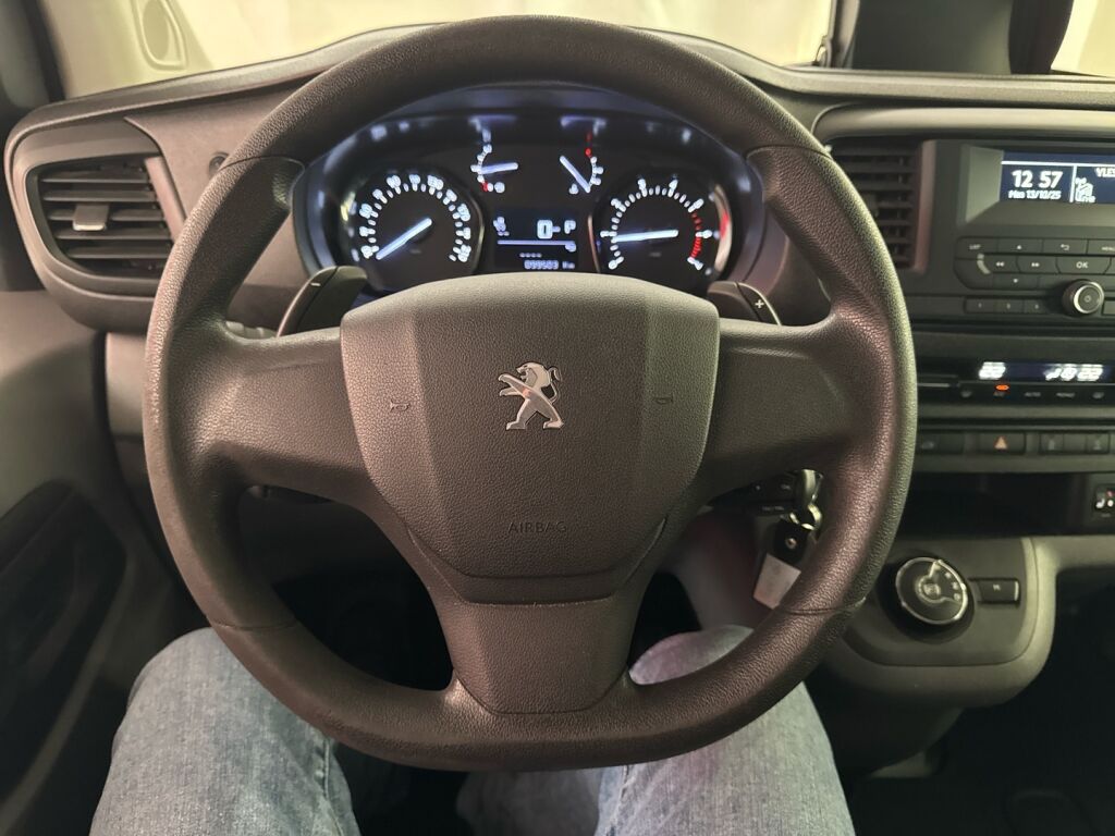 Peugeot Expert 2018 Musta