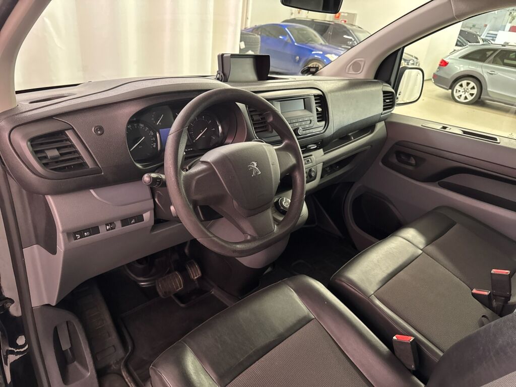 Peugeot Expert 2018 Musta