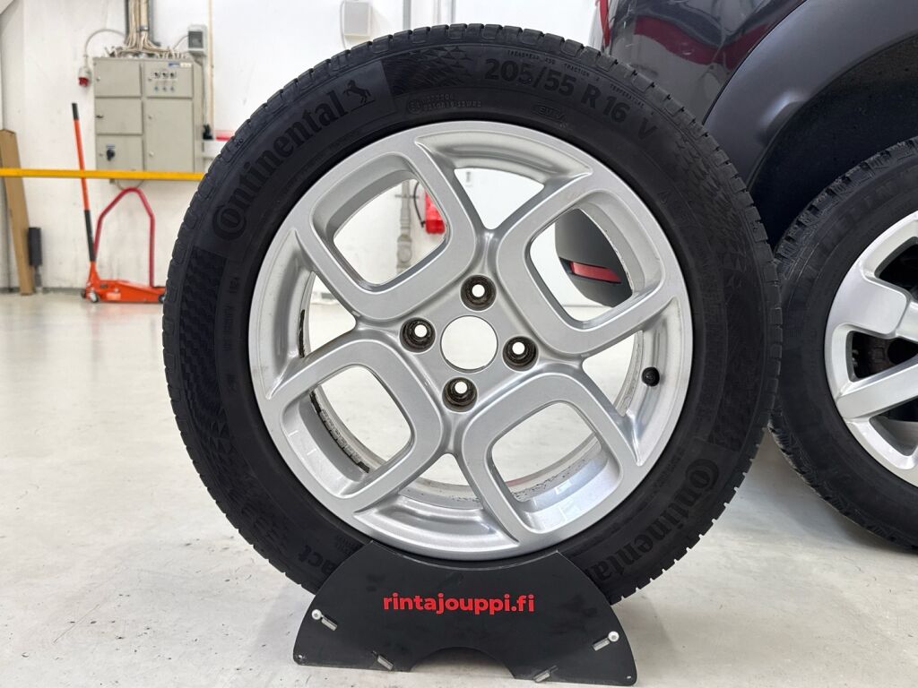 Citroen C4 Cactus 2018 Musta