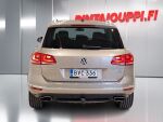 Volkswagen Touareg 2016 Ruskea (beige)