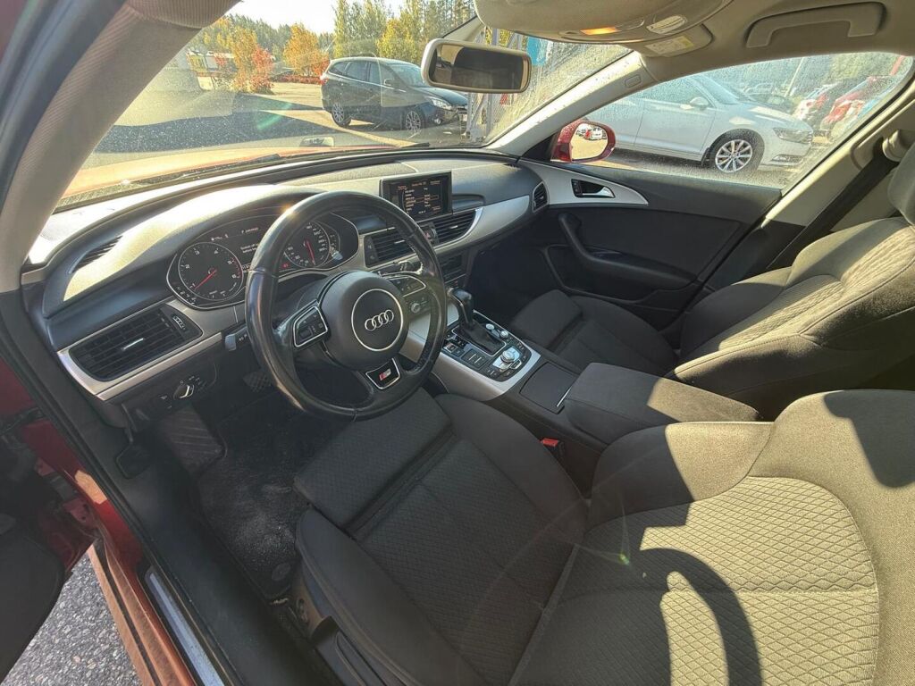 Audi A6 2015 Punainen