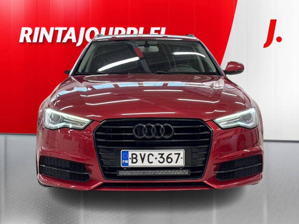 Audi A6 2015 Punainen