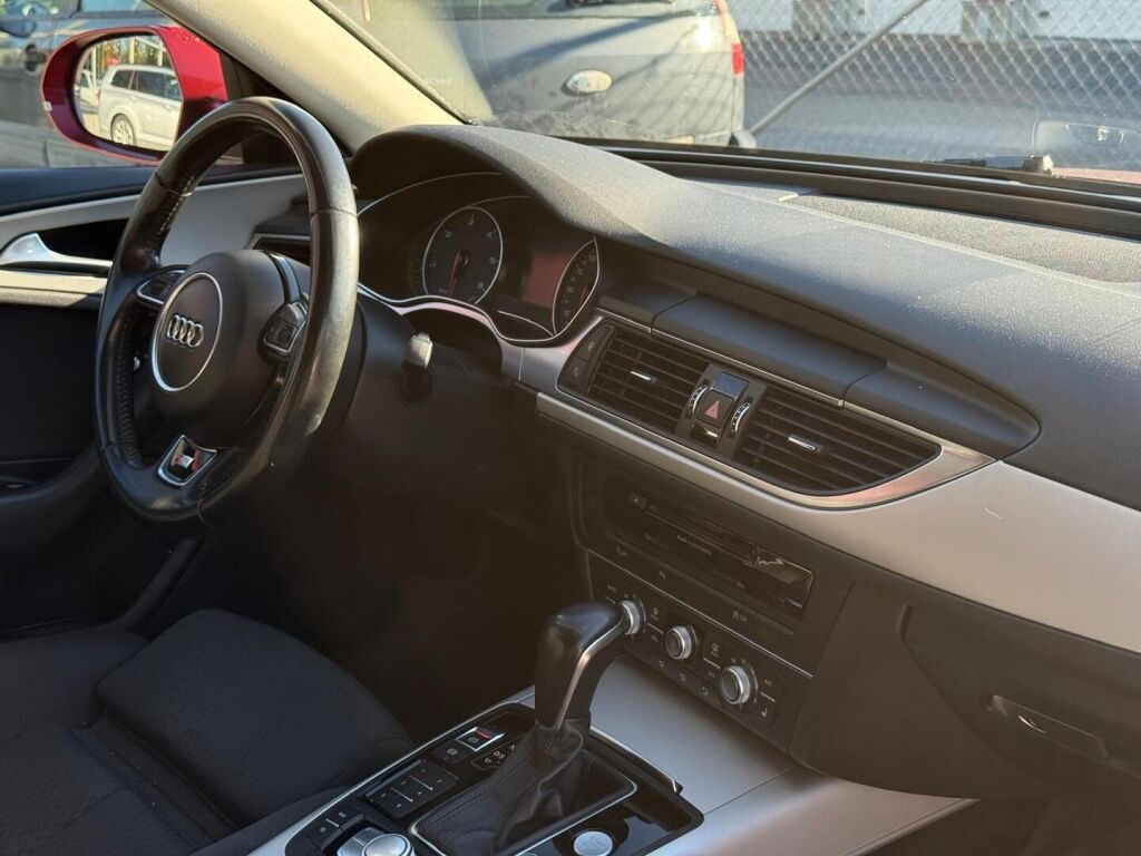 Audi A6 2015 Punainen