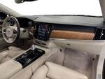 Volvo V90 2018 Musta