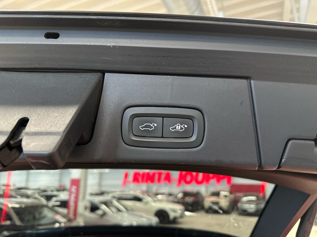 Volvo V90 2019 Sininen